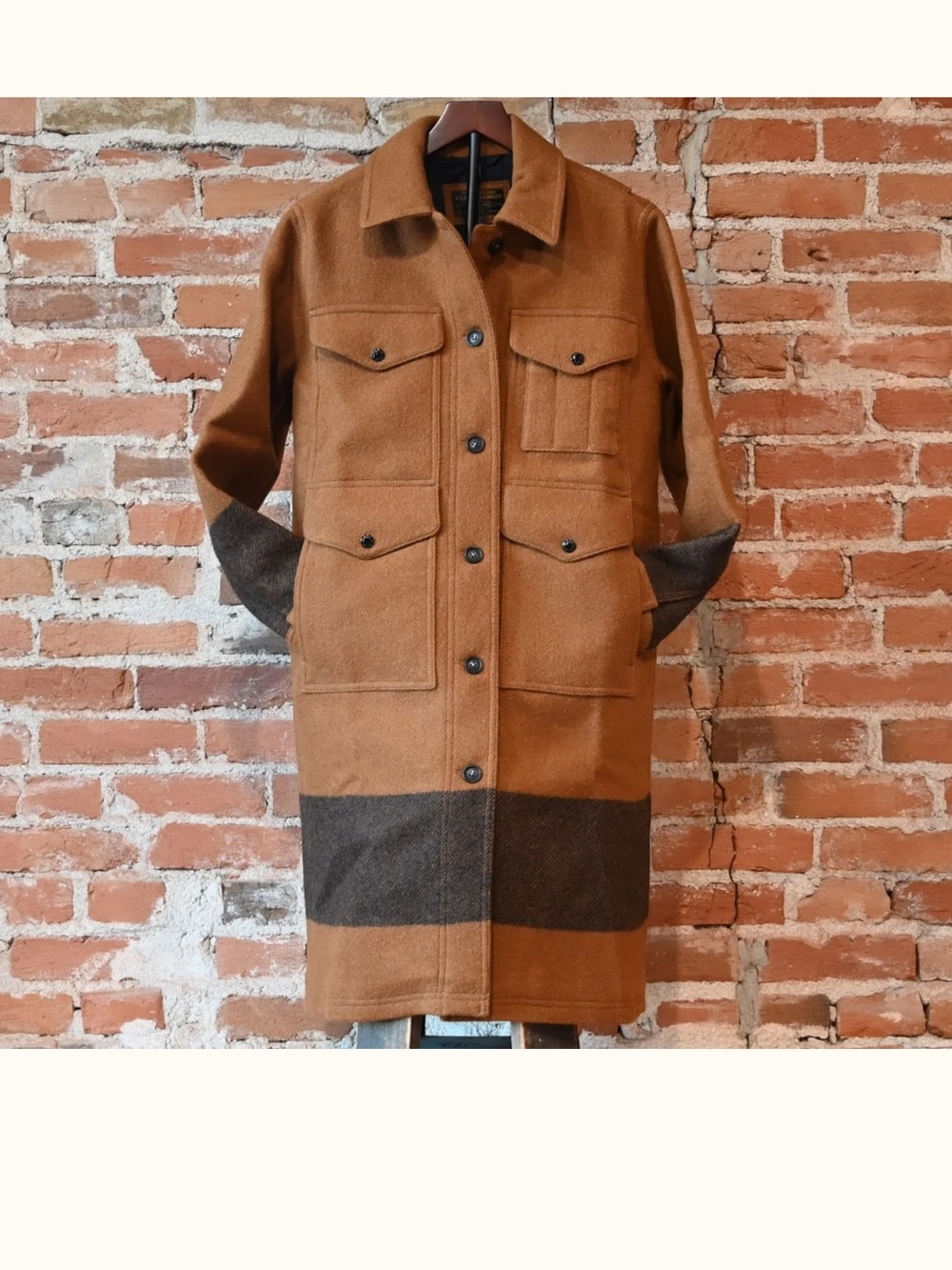 Filson - Ladies Wool Long Cruiser Coat (Whiskey/Black
Stripe)